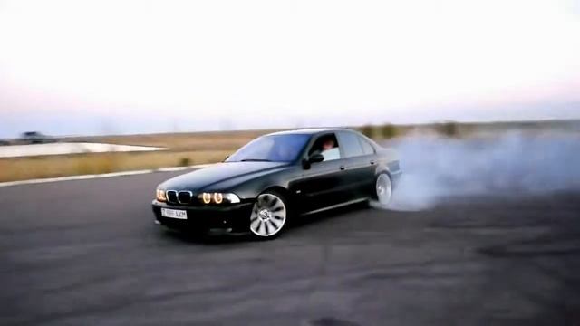 Клип BMW E39 смотреть онлайн