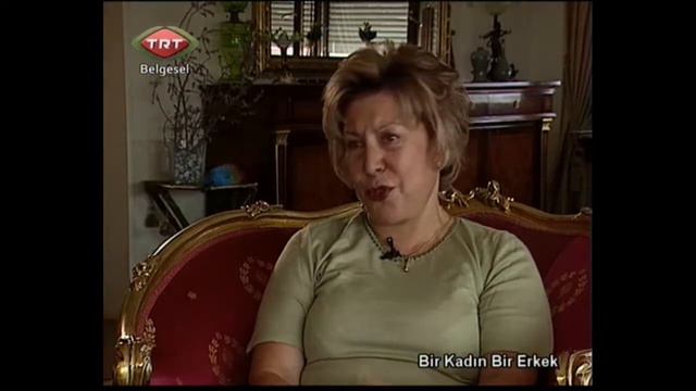 Dr. İmren Aykut - Bir Kadın Bir Erkek Programı смотреть онлайн