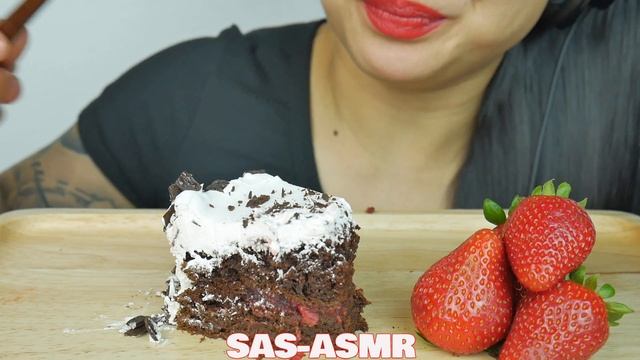 ASMR BLACK FOREST CAKE (EATING SOUNDS) | SAS-ASMR смотреть онлайн