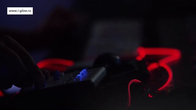 Первые светящиеся смарт-наушники смотреть онлайн