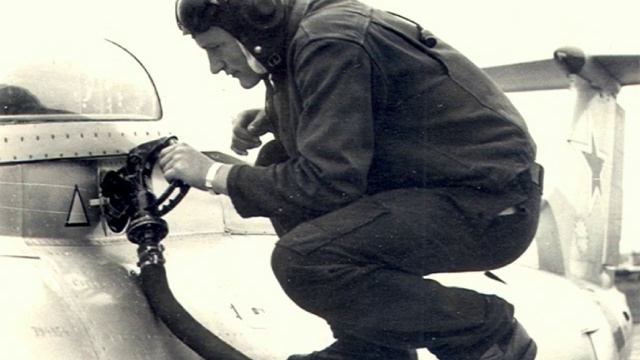 Посвящение инструктору и самолету Л-29.mpg смотреть онлайн