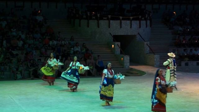 Mexico Mariachi МЕКСИКА МАРЬЯЧИ НАРОДНАЯ МУЗЫКА XCARET PARK смотреть онлайн
