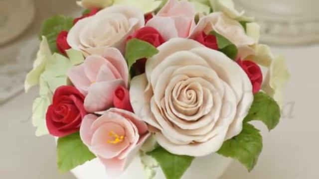 Ищете оригинальный подарок, чтобы подарить его любимой на 8 марта? Букет «Изящное признание» смотреть онлайн