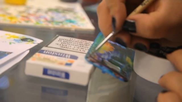 Художественное оформление крышки телефона смотреть онлайн