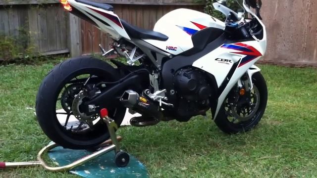 2012 Honda CBR1000RR FMF Apex Exhaust смотреть онлайн