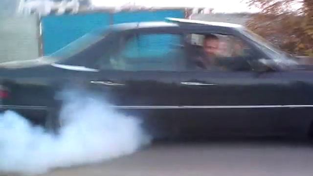 HotRoad Mercedes w124 e420 AMG burn wheel test 2 Szczecin смотреть онлайн