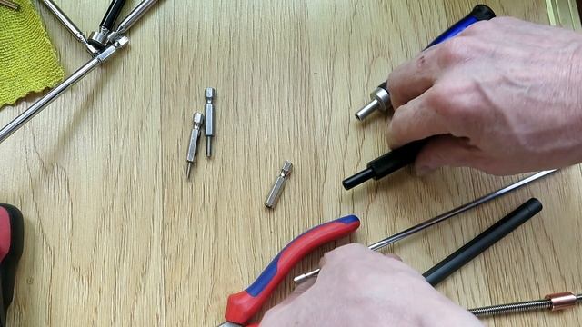 самодельная оснастка (HEX 4 мм): телескопический магнитный щуп/захват из антенны смотреть онлайн