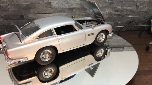 Eaglemoss - Aston Martin DB5 - James Bond 007 Goldfinger - 1:8 scale смотреть онлайн