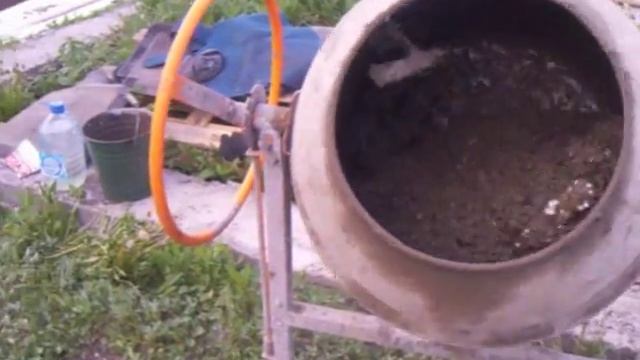 Заливка монолитного дома из тёплого бетона смотреть онлайн