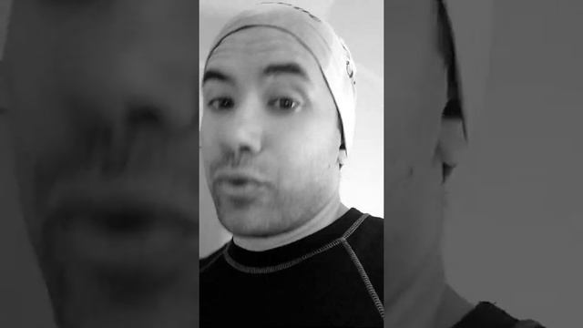 ТРЕНИРОВКА В ТВОЕМ ПОДЪЕЗДЕ ( ШАГАЕМ ПО СТУПЕНЬКАМ) смотреть онлайн