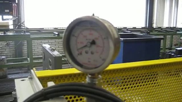 Hydro-vasli ( de Manometer = 400BAR) смотреть онлайн