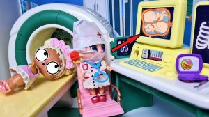 ДОКТОР, ЧТО ВЫ ТАМ УВИДЕЛИ??? ЦВЕТОЧЕК В ШОКЕ) Куклы ЛОЛ сюрприз смешные куклы мультики Даринелка