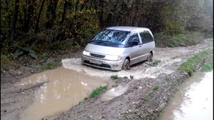 Toyota Estima Emina 1999