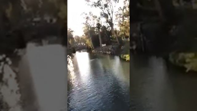 Watch Jordan river flowing Live! where Jesus was Baptized смотреть онлайн