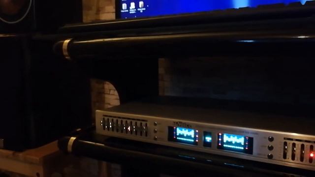 DALI Zensor 1 =fisher ca-7000 amplifier. смотреть онлайн