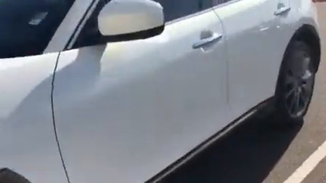 2013 INFINITI FX37 Moonlight White &Graphite смотреть онлайн