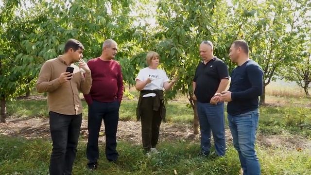 Большой выпуск, в гостях у Де-Густо, встреча с фермерами, производителями черешни смотреть онлайн
