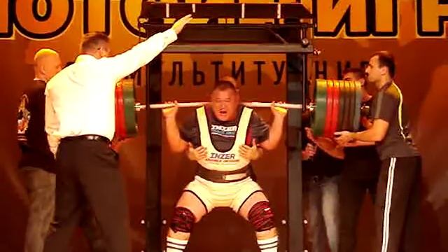Powerlifting.    Igor Nastynov.Squat