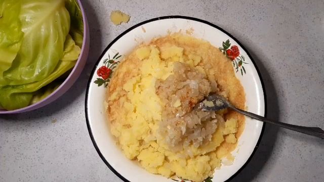 ПІСНІ ГОЛУБЦІ з картоплею по бабусиному рецепту !!!Смачно та просто!!! смотреть онлайн