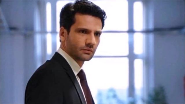 Kaan Urgancıoğlu se casó de forma tranquila y sorprendente смотреть онлайн