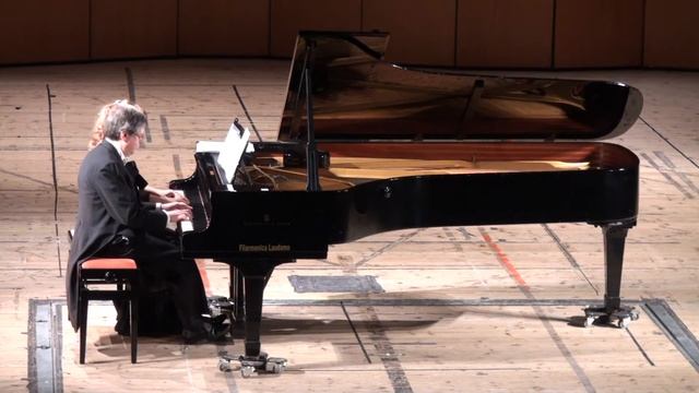 Rossini: La Danza (Tarantella napoletana) - Roberto Metro & Elvira Foti смотреть онлайн