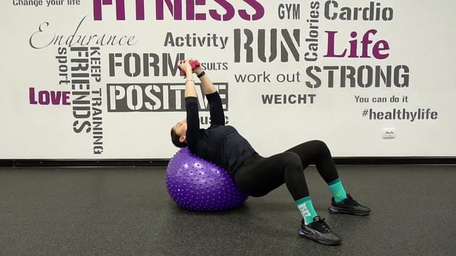 пуловер на фитболе смотреть онлайн