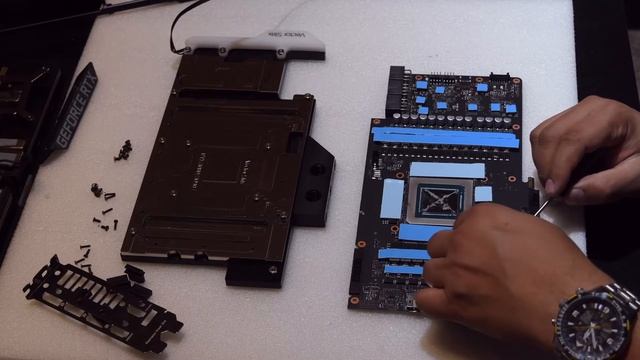 Asus Rog Strix RTX 3090 EKWB Waterblock And Backplate Installation.