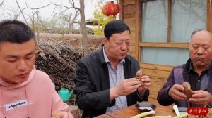 Huge Donkey Neck Cooked in a Big Pot! Both the Meat and Skin are Delicious! | Uncle Rural Gourmet