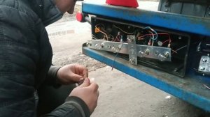 Установка дополнительного освящения на задний ход прицепа. Плохой электрик