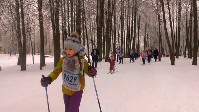 В Колпино, прошла Всероссийская массовая лыжная гонка «Лыжня России-2017» смотреть онлайн
