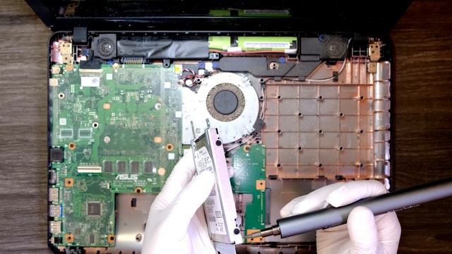 ASUS X541U Upgrade RAM, SSD, Hard Drive (Disassembly) смотреть онлайн