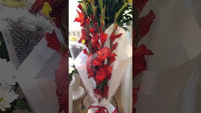 Букет  гладиолусов.