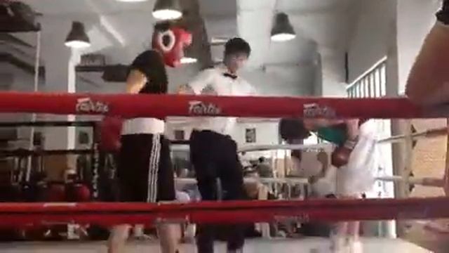 Открытый ринг в клубе fight baza