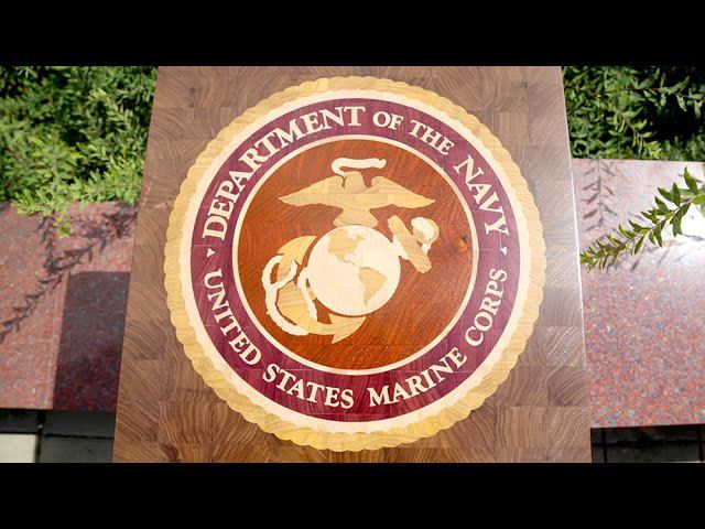 US Marine Corps logo decorative board смотреть онлайн