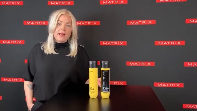 Matrix | Hello Blondie av Frida Leek смотреть онлайн