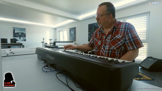 DJ-Technik.de - NO TALK, JUST SOUND - Roland FP-E50 - The Other Sounds смотреть онлайн