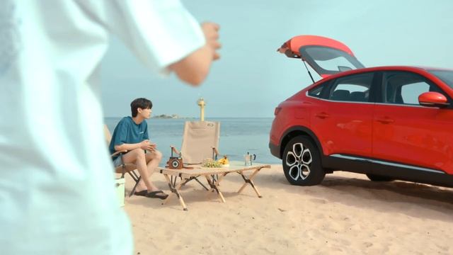 Covernat summer editorial lookbook video with RENAULT SAMSUNG MOTORS XM3 смотреть онлайн