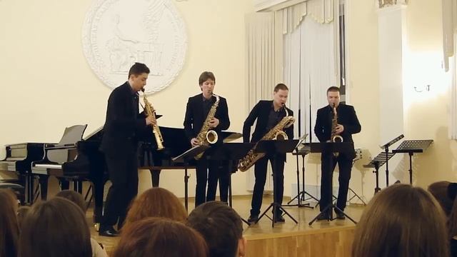 W.A. Mozart Magic Flute (Queen of Night Aria) смотреть онлайн
