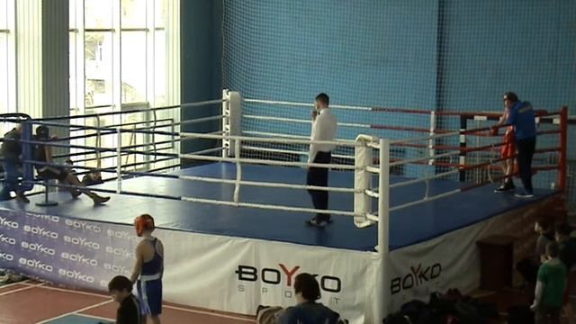 Спарринг УТС по боксу в Селидово   10.04 4