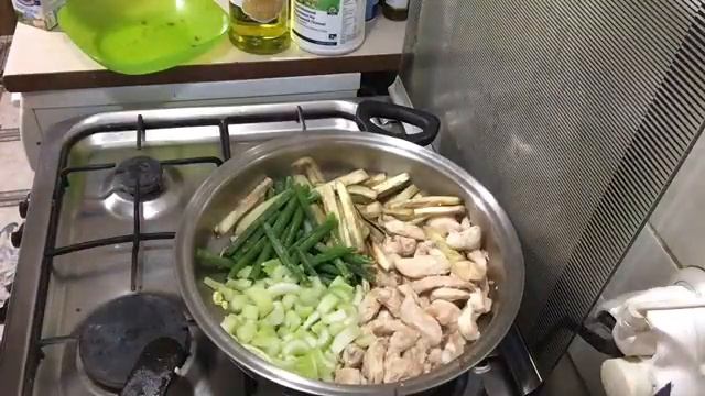 iCook WOC- люблю готовить смотреть онлайн