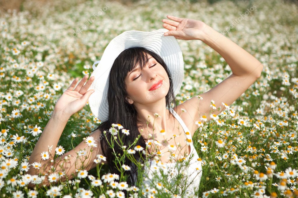 Ой ромашки, ромашки полевые цветы Помогите Наташке разобраться в любви смотреть онлайн