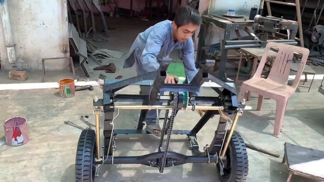 complete Manufacturing Process of QINGQI Rikshaw // 6 Seater Rikshaw Body Making process смотреть онлайн