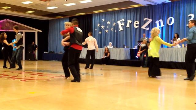 Erich Soares and Denise Gibson - Jack'n'Jill Intermediate FreZno Dance Classic 2014 - 1st Place смотреть онлайн