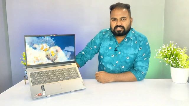 Lenovo IdeaPad Slim 3 Unboxing & Review ?? Ryzen 5 7520u | Best Laptop For Students смотреть онлайн