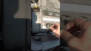 Почему у VW Golf 4 1,6 нестабильный холостой ход