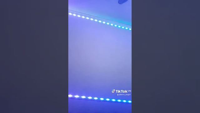 там ещё есть кнопочки, снимать про них как они показывают? смотреть онлайн