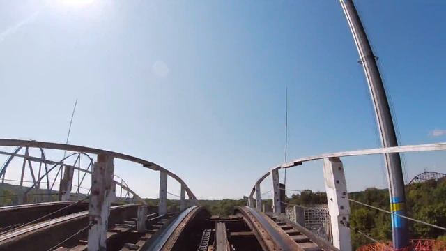 The Racer Roller Coaster (POV) - 4K Cinematic Series Kings Island смотреть онлайн