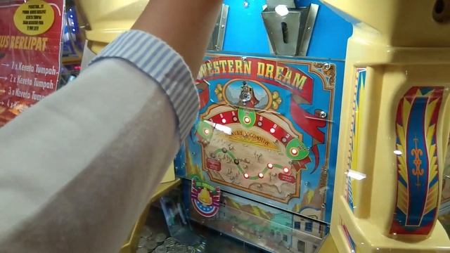 Coin Pusher Jackpot Win | Playing Western dream coin pusher arcade games смотреть онлайн