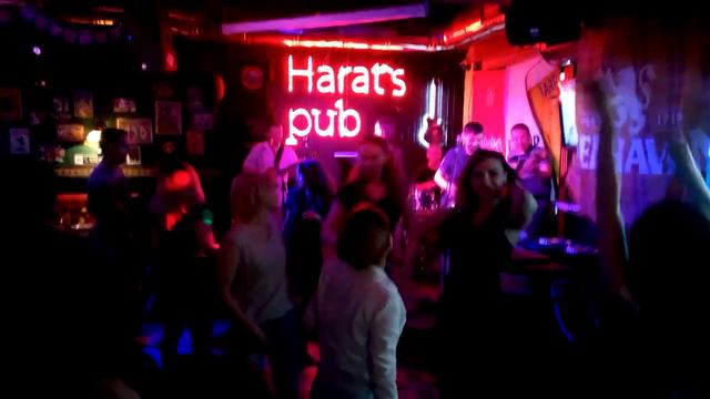 Ёлка - На большом воздушном шаре (Biscuit Cover)