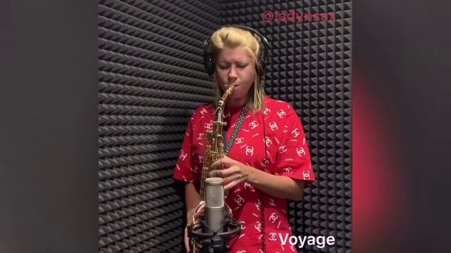 Ladynsax - Voyage Voyage смотреть онлайн